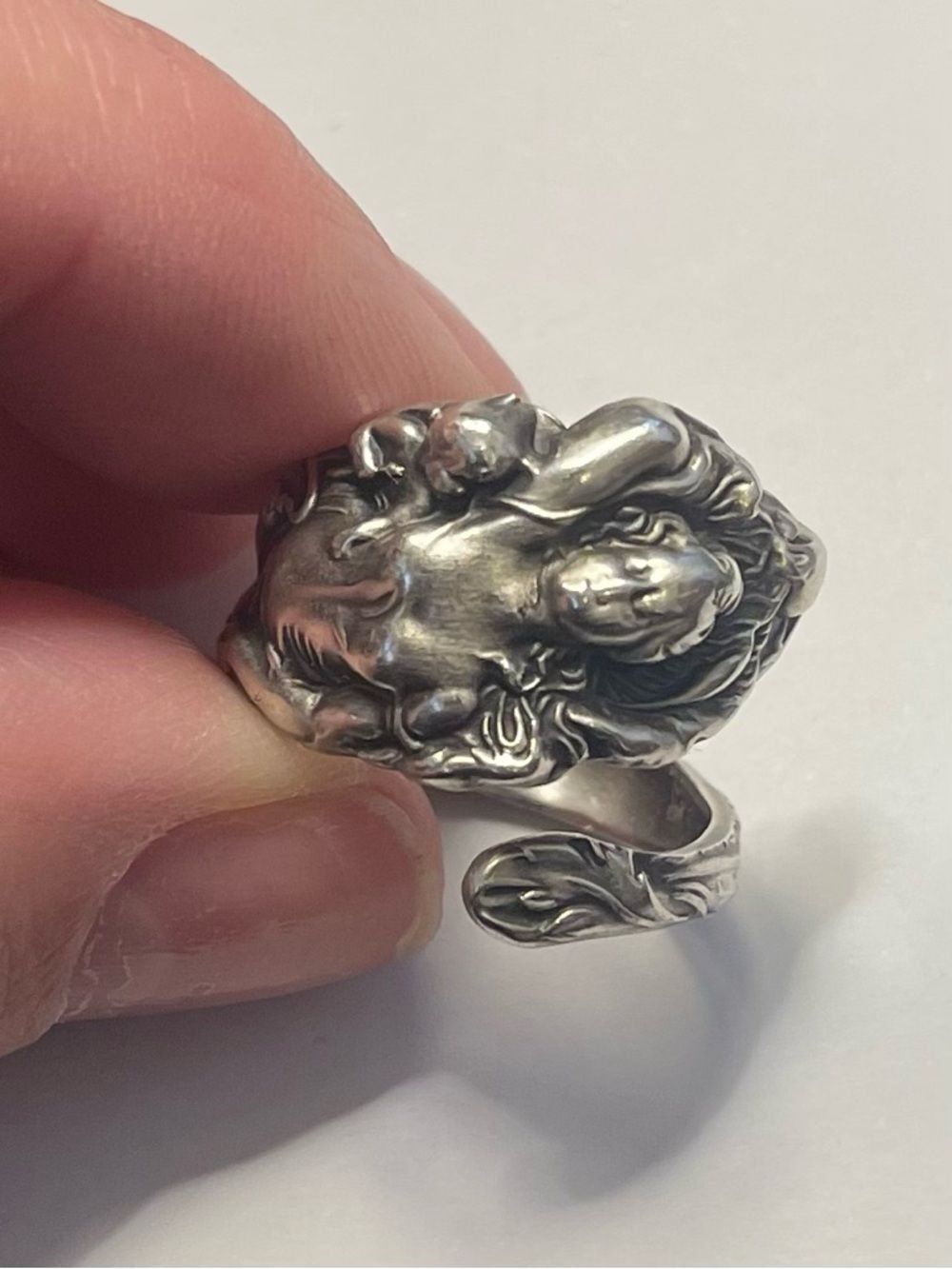 Size 7.5 - Spoon Ring Sterling Silver Beautiful Mother & Child Wrap Ring - Picture 5 of 8